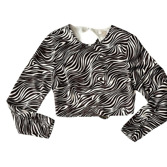 Sold - Picture 2 of 10